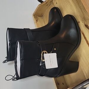 Liz Claiborne memory foam booties